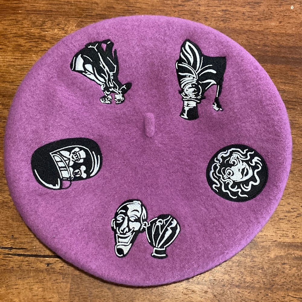 Haunted mansion beret